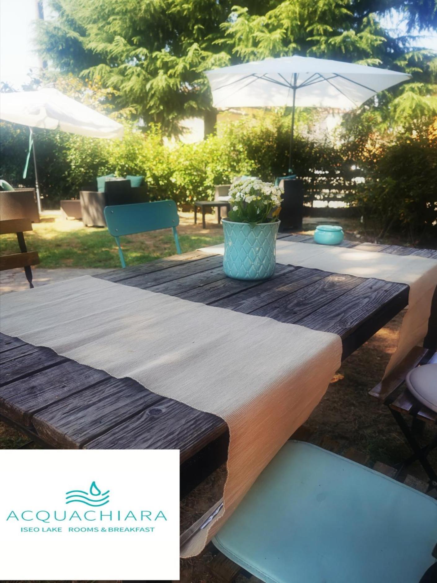 Acquachiara Iseo Deluxe Bed & Breakfast Iseo Center With Garden And Parking Inside Foresteria Exterior photo